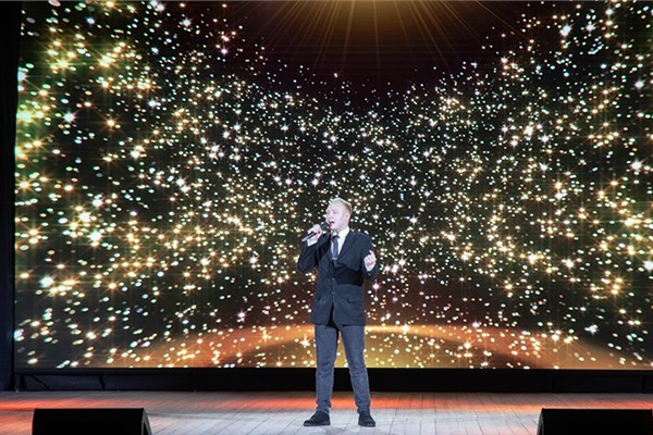 В Сморгони День женщин отметили праздничным концертом.